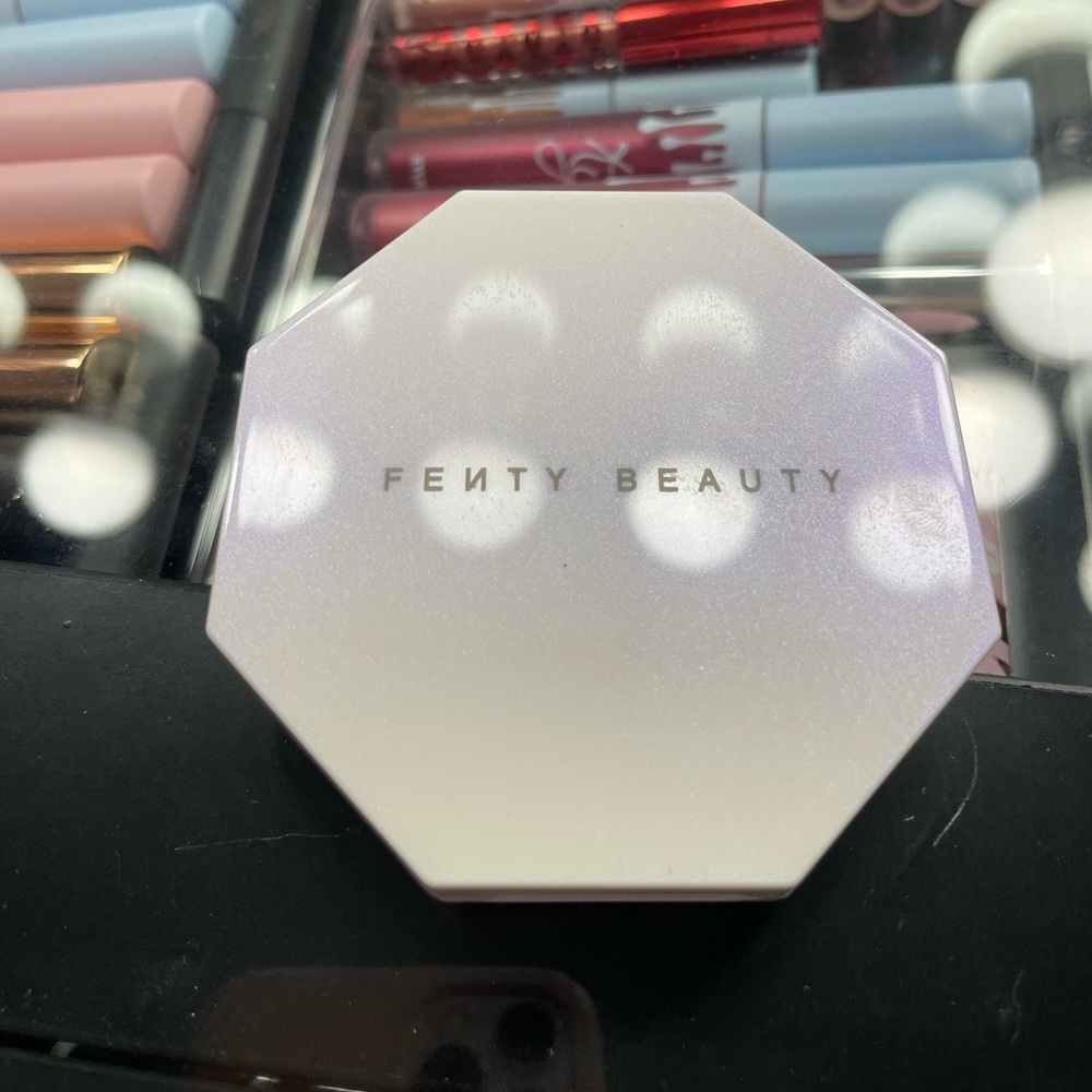 Fenty Killawatt Freestyle Highlighter- Girl Next Door/ Chic Freak